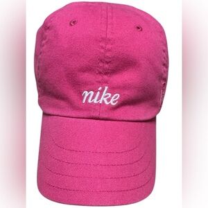 Vintage Y2K Nike Heritage86 Hat
Red/Pink Hat with Nike embroidered in curvy text